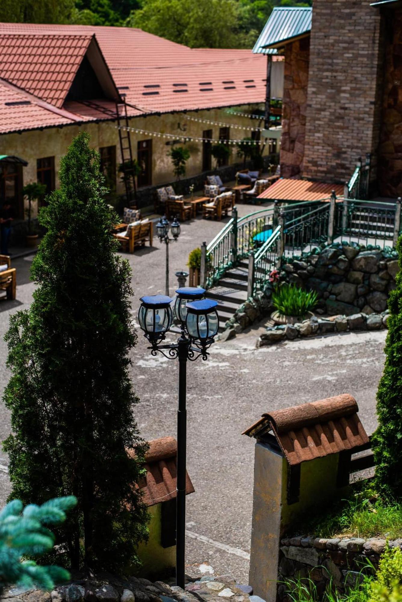 Haghartsin Hotel And Restaurant Dilijan Exteriör bild