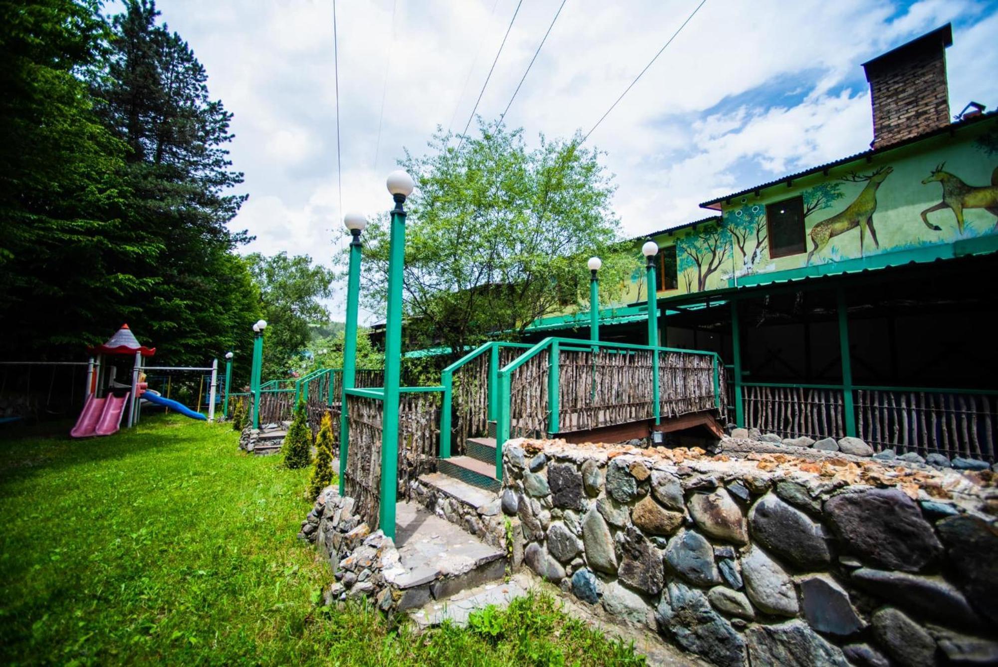 Haghartsin Hotel And Restaurant Dilijan Exteriör bild