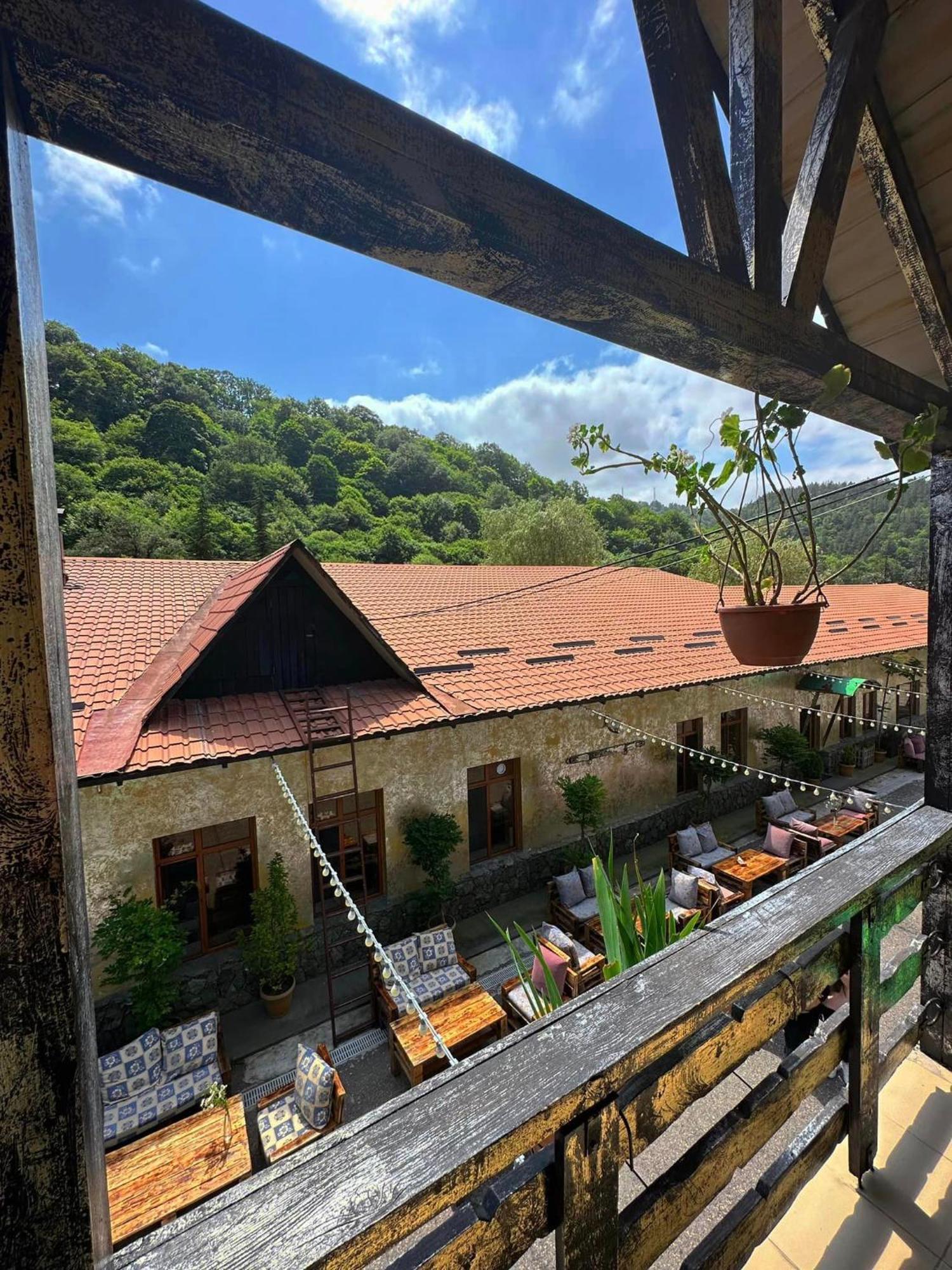 Haghartsin Hotel And Restaurant Dilijan Exteriör bild
