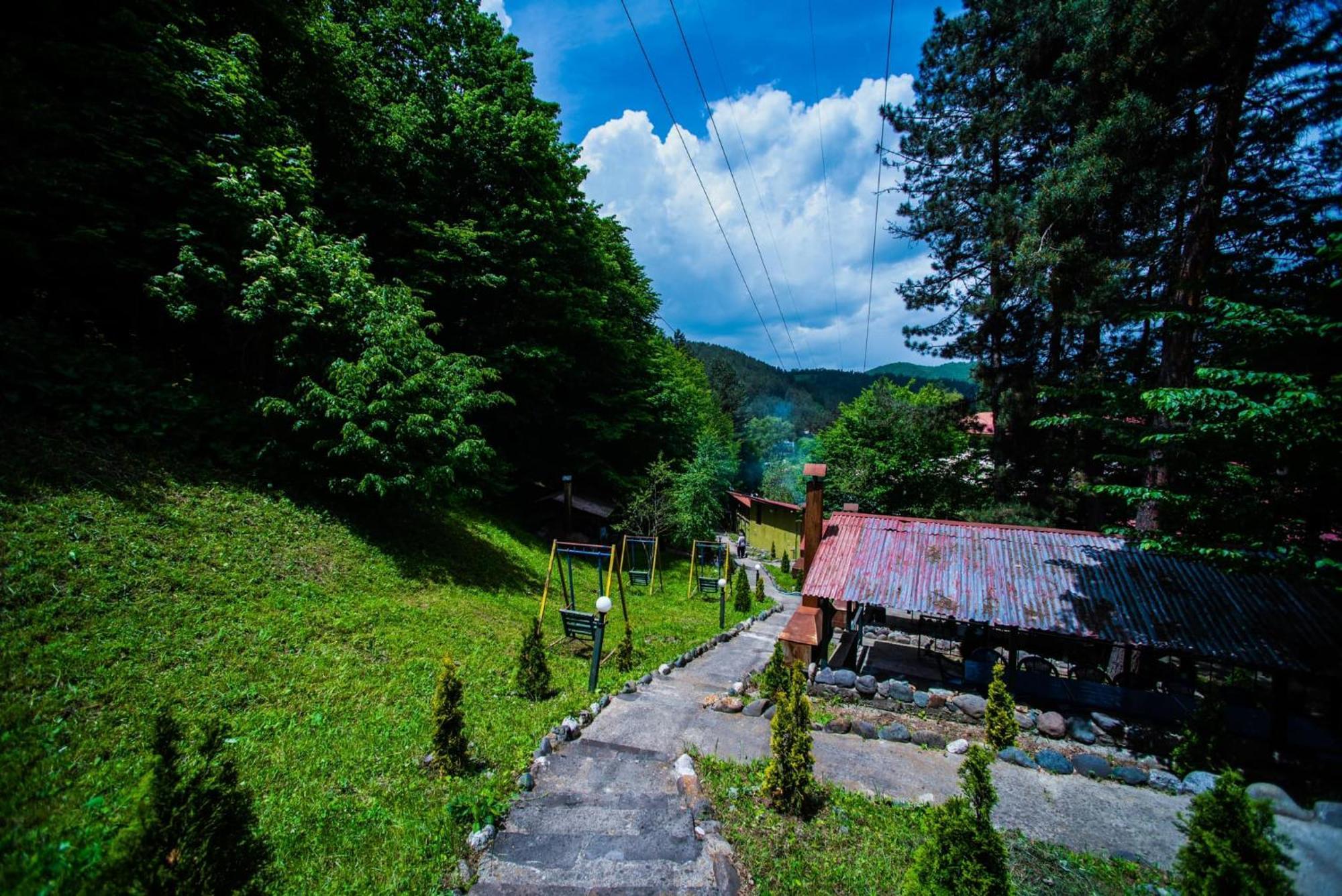 Haghartsin Hotel And Restaurant Dilijan Exteriör bild