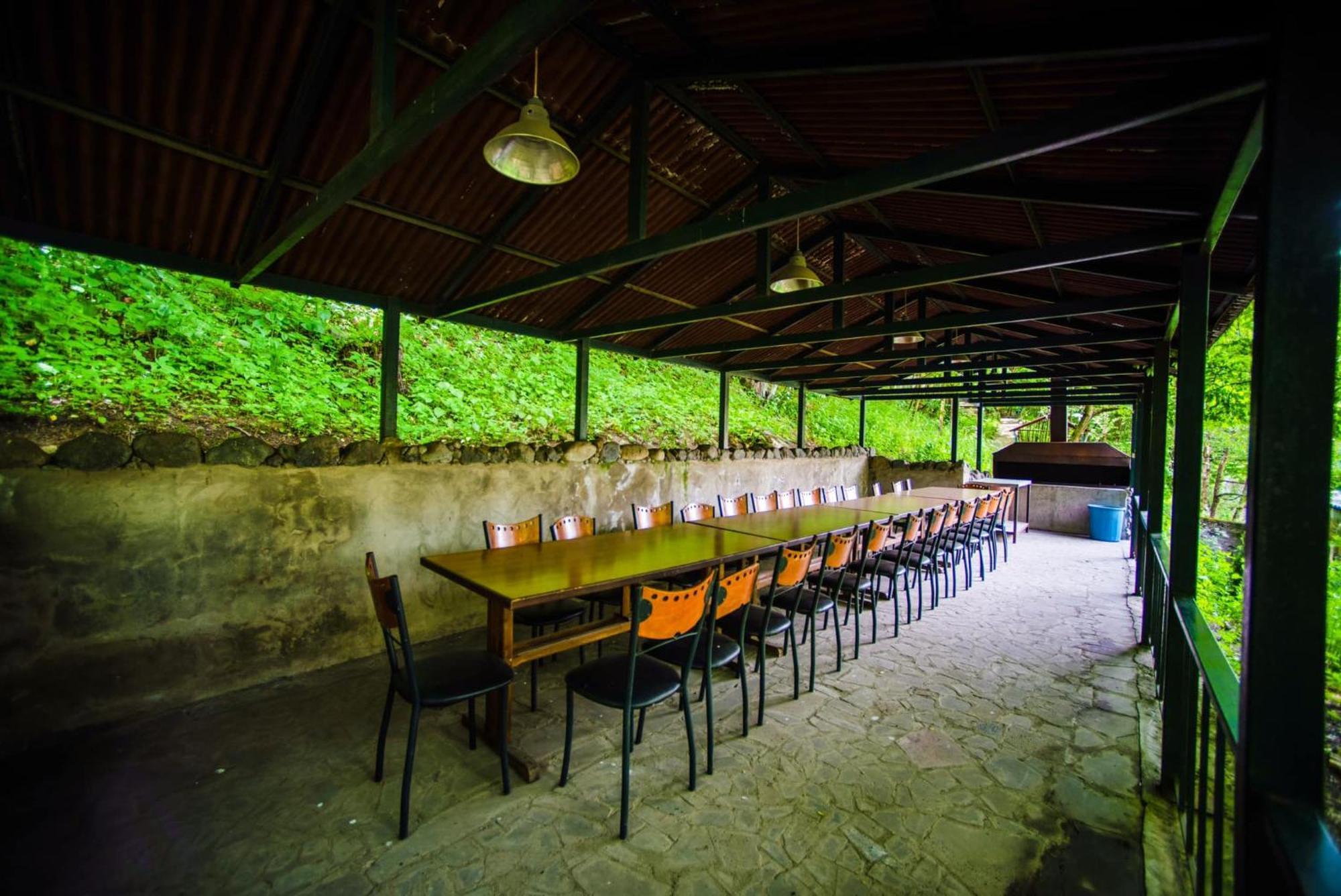 Haghartsin Hotel And Restaurant Dilijan Exteriör bild